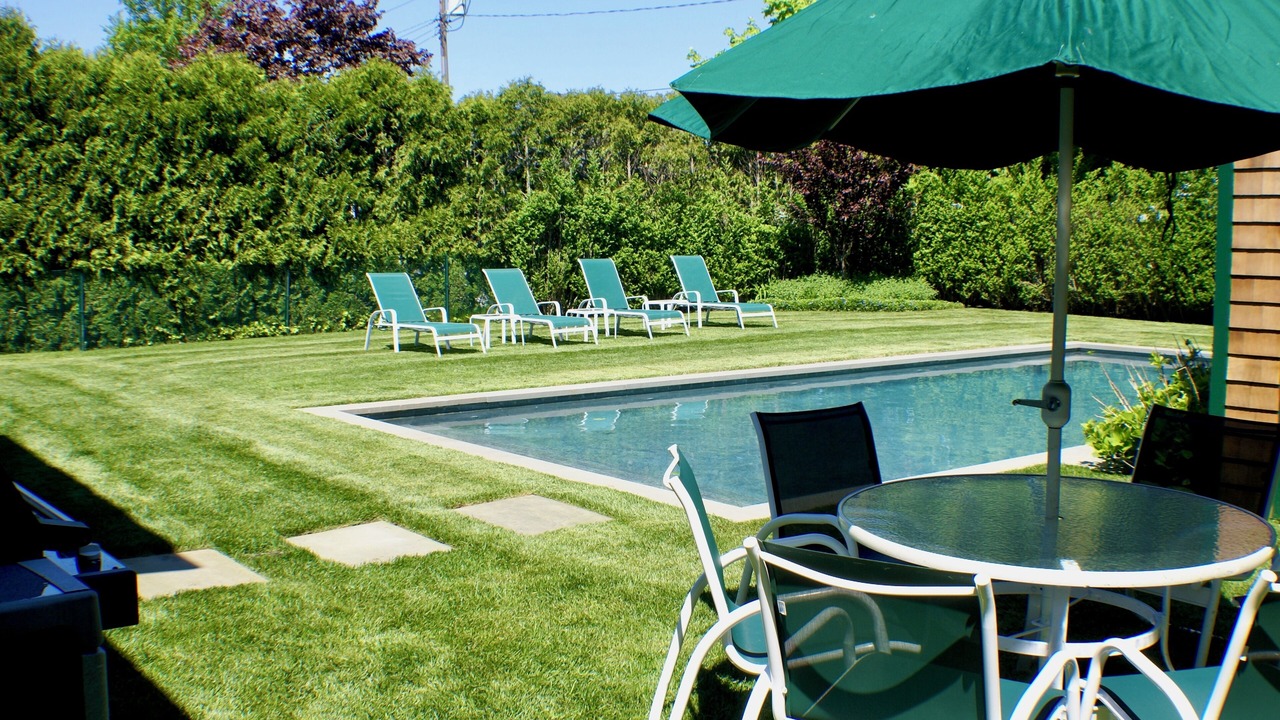 Photo of Outdoor in Village of Southampton