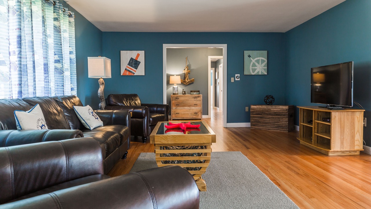 Photo of Livingroom in Glen Cove