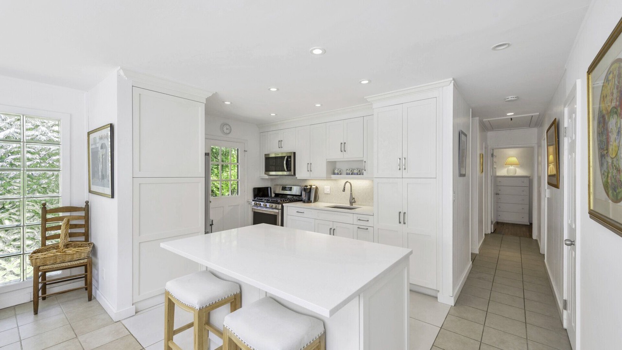 Photo of Kitchen in Shinnecock Hills