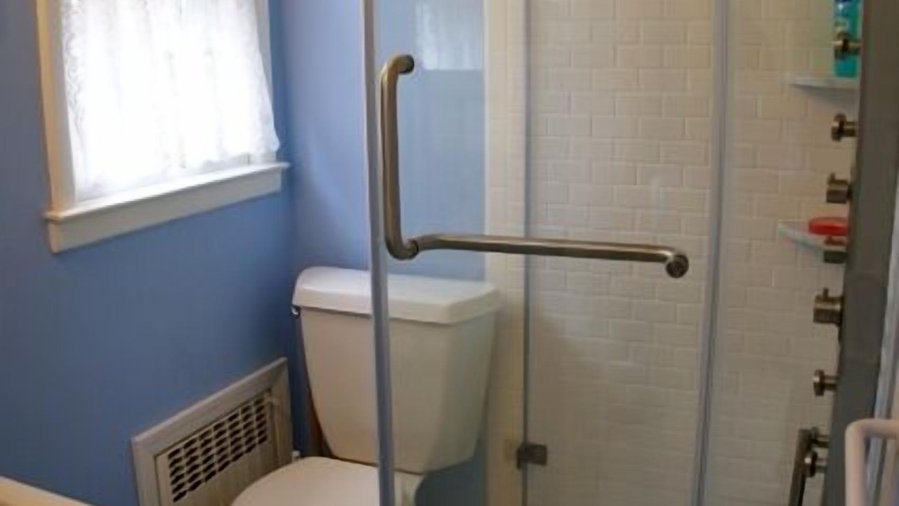 Photo of Bathroom in Village of East Hampton