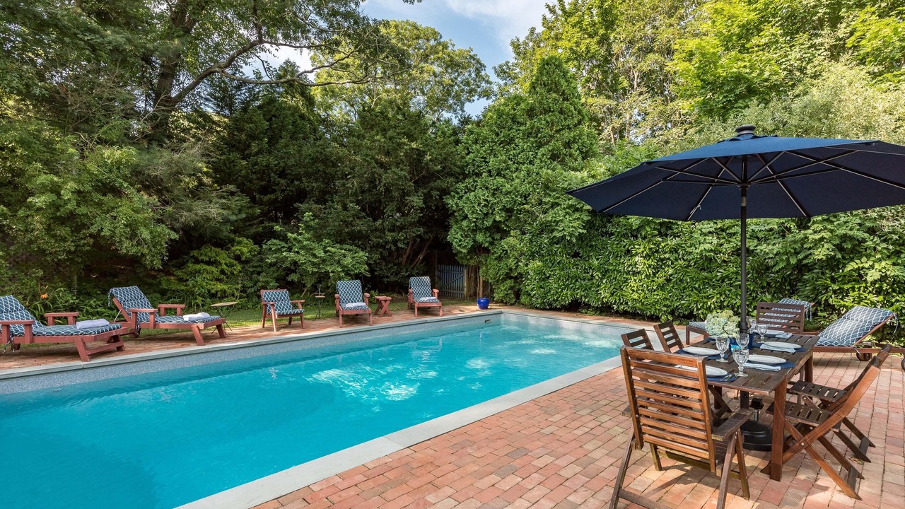 Photo of Outdoor in Village of East Hampton