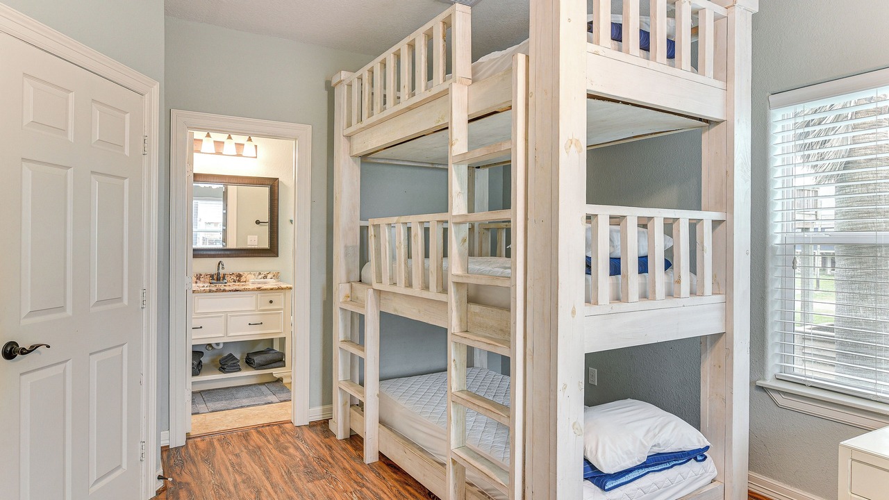 Photo of Bedroom in Surfside Beach