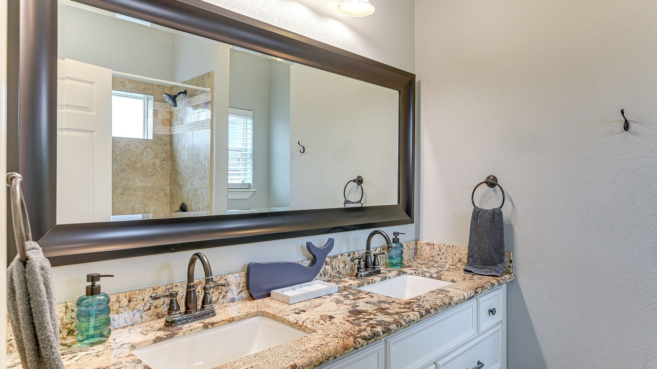 Photo of Bathroom in Surfside Beach