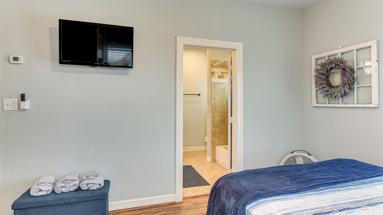 Photo of Bedroom in Surfside Beach