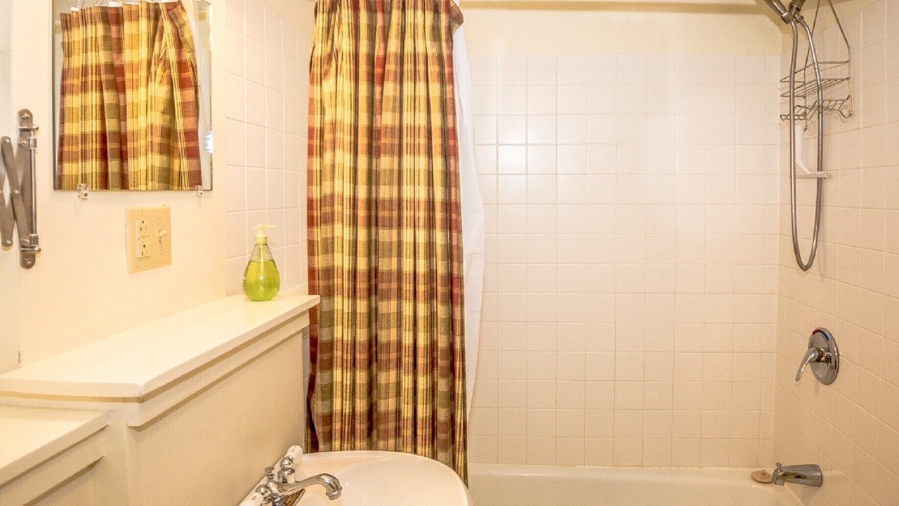 Photo of Bathroom in Intervale