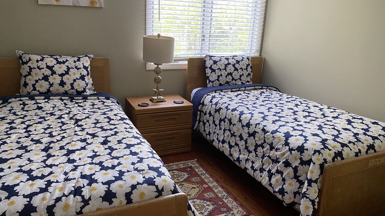Photo of Bedroom in Lagoon Heights