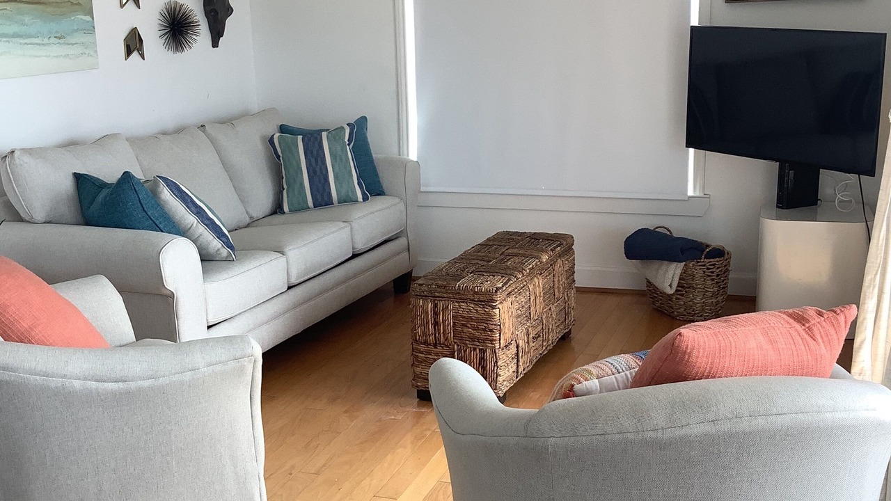 Photo of Livingroom in Bermuda Beach