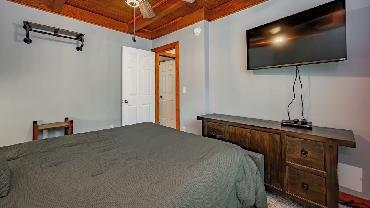 Photo of Bedroom in Thayerville