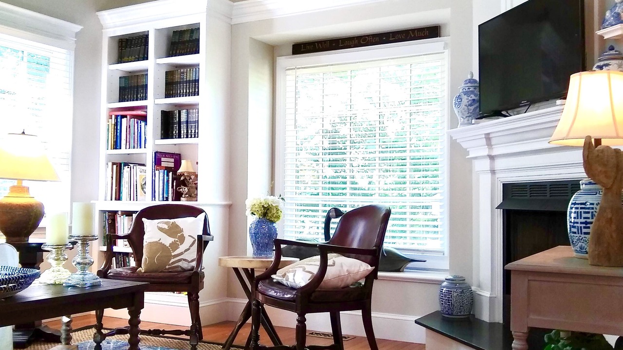 Photo of Livingroom in South Eliot