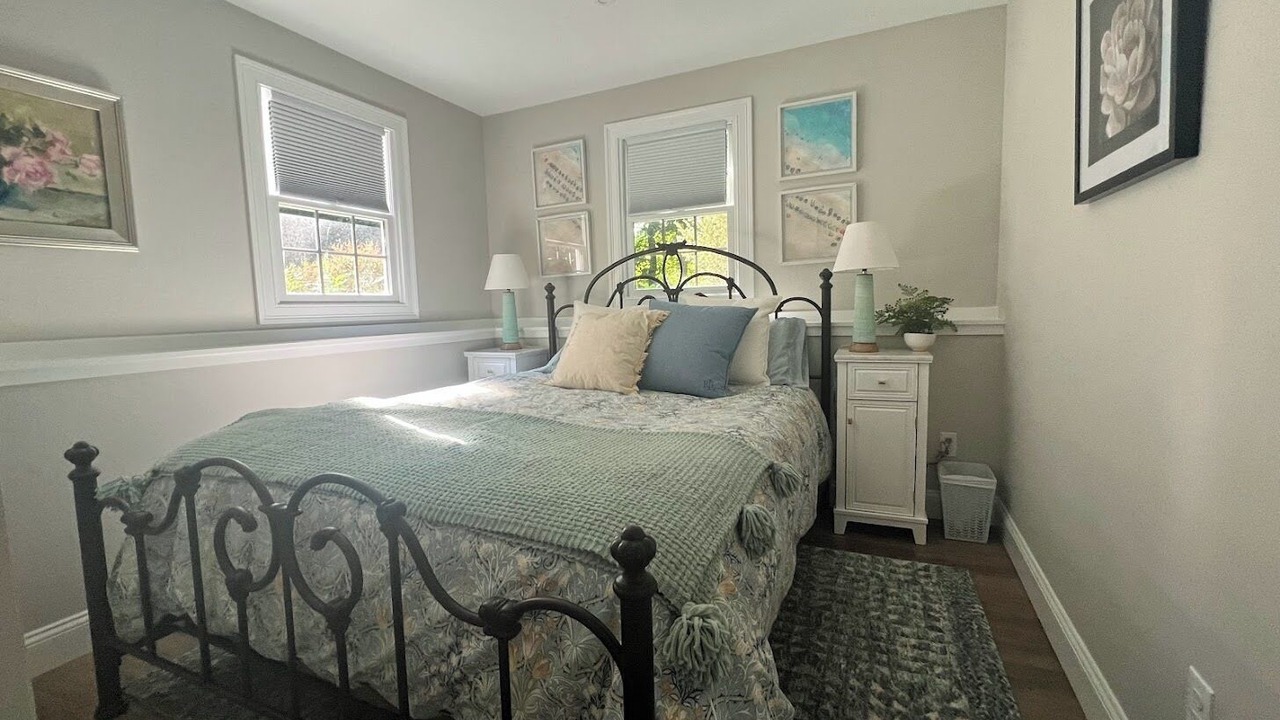 Photo of Bedroom in South Eliot