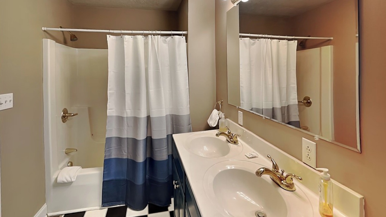 Photo of Bathroom in Blakeslee