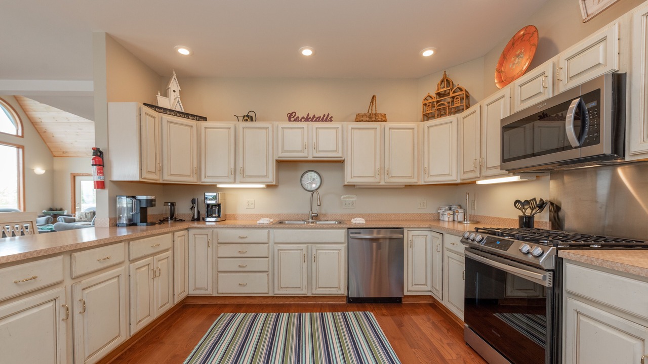 Photo of Kitchen in McHenry