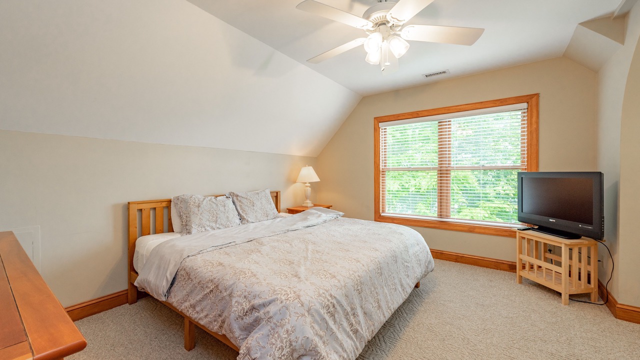 Photo of Bedroom in McHenry
