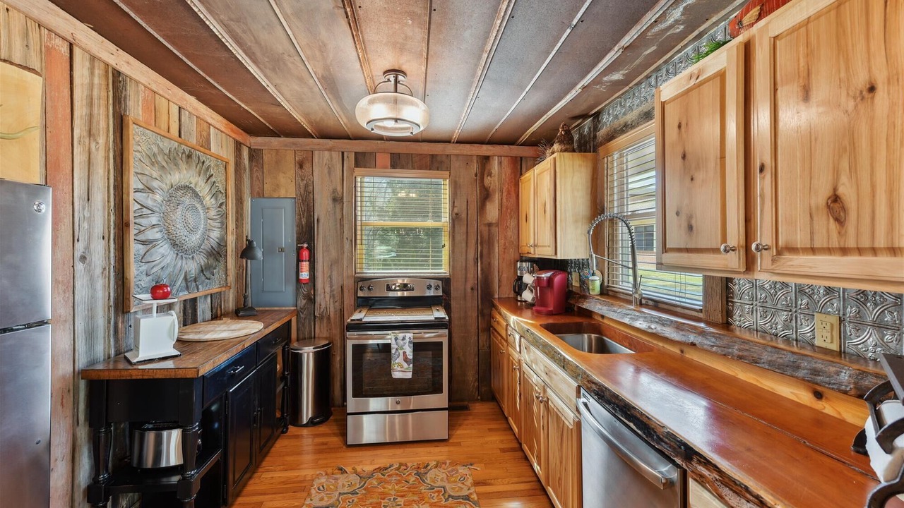 Photo of Kitchen in Blowing Rock