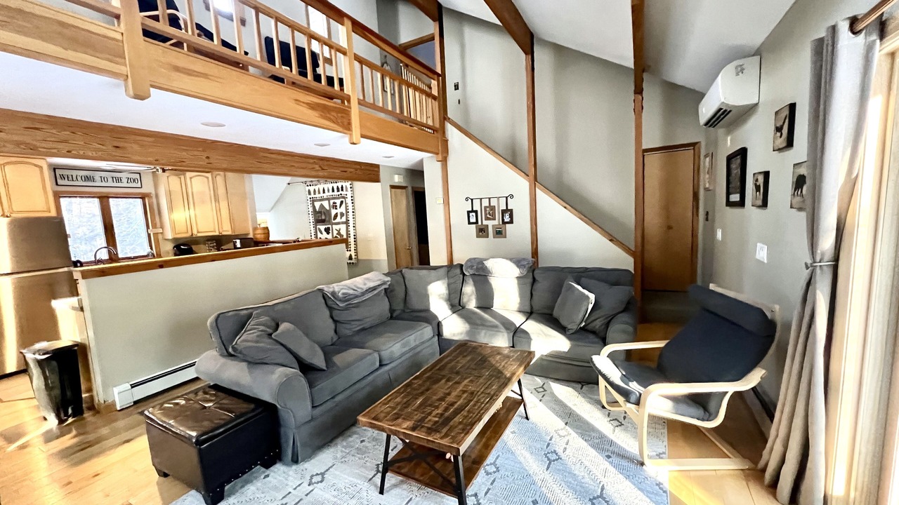 Photo of Livingroom in West Dover