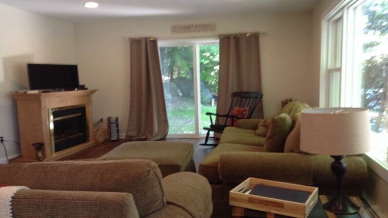 Photo of Livingroom in Plymouth
