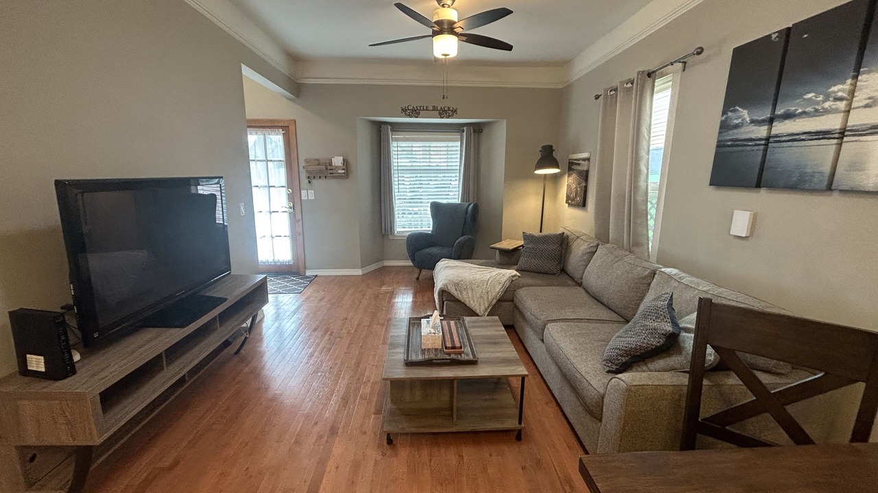 Photo of Livingroom in Minor