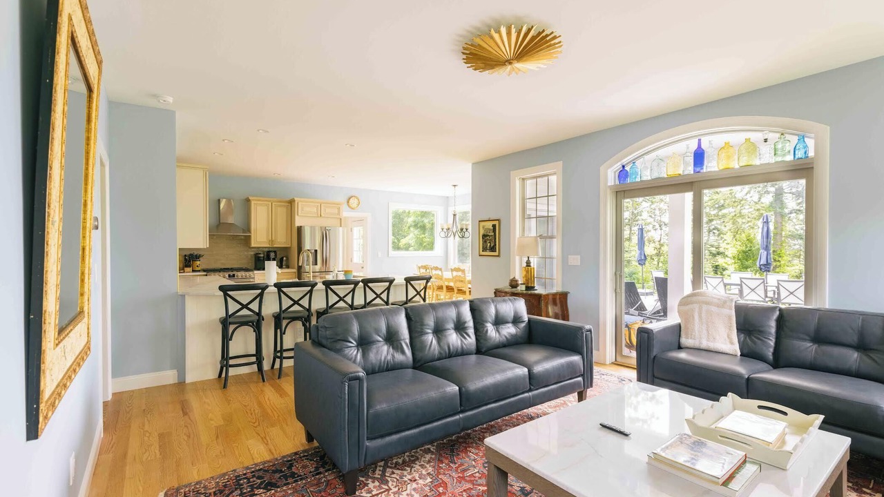 Photo of Livingroom in Ulster Park