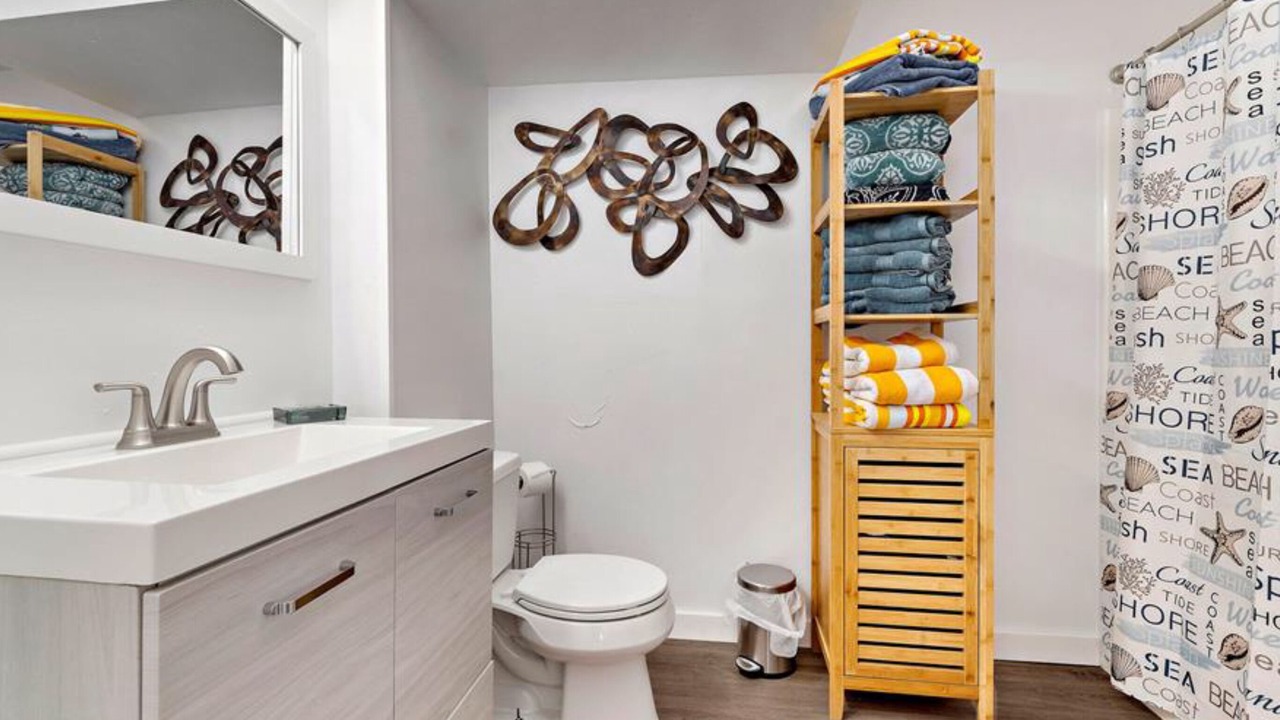 Photo of Bathroom in Galveston