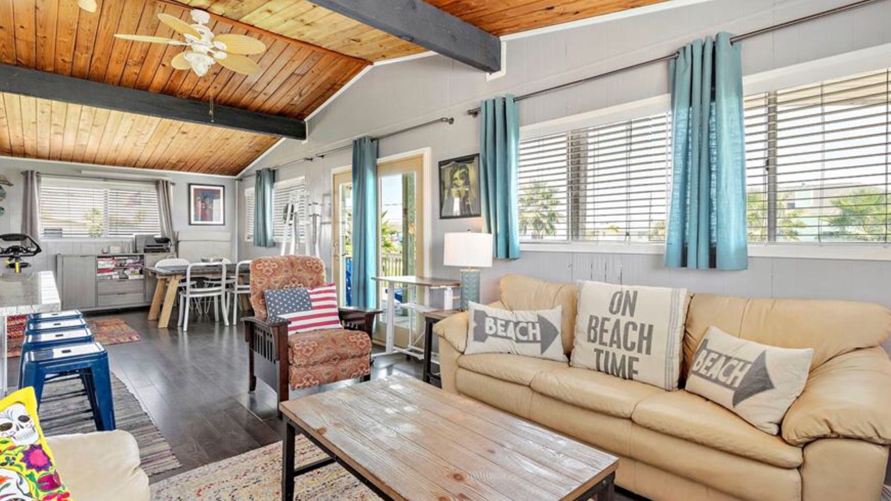 Photo of Bedroom in Galveston