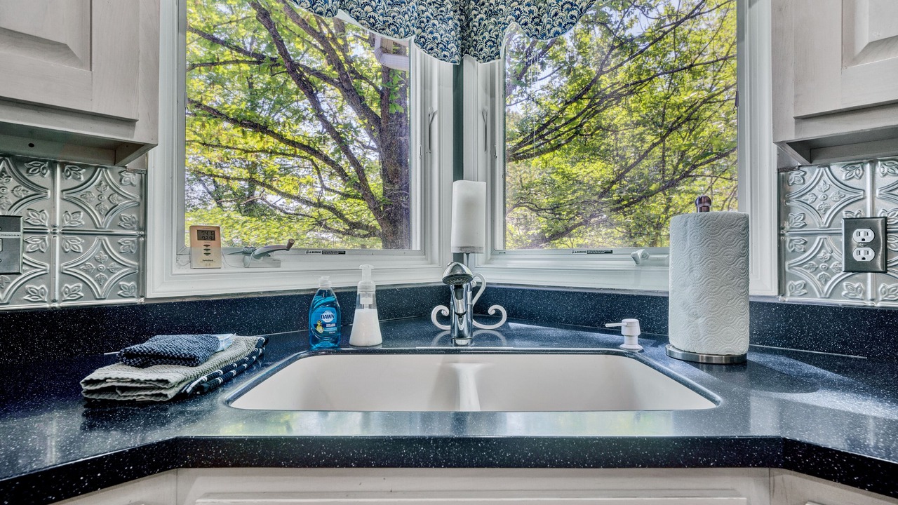 Photo of Bathroom in Huddleston