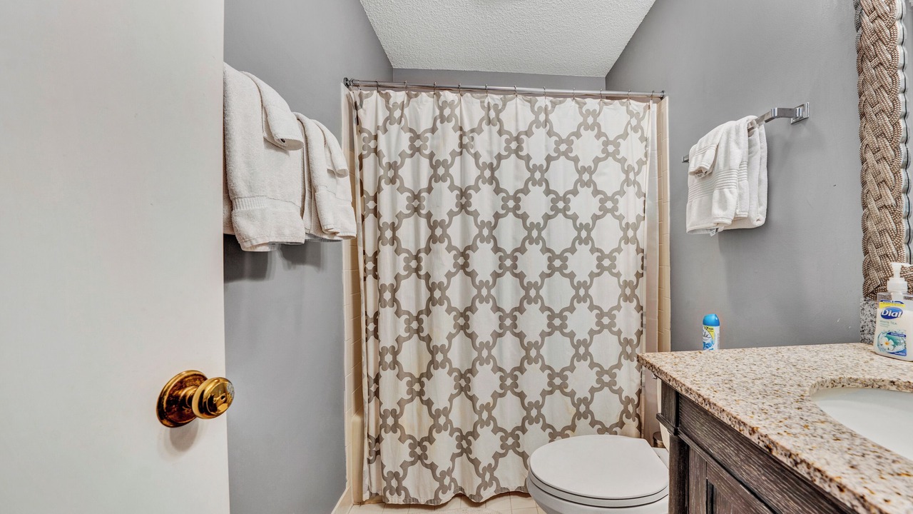 Photo of Bathroom in Huddleston