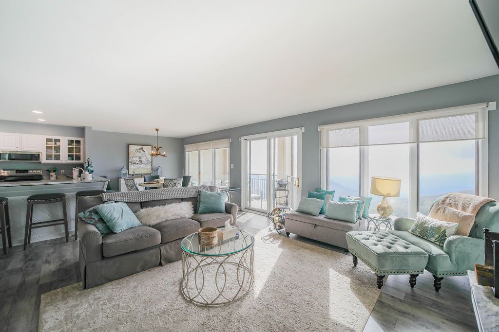 Photo of Livingroom in Nellysford