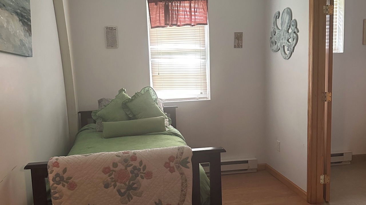 Photo of Bedroom in Sylvan Beach