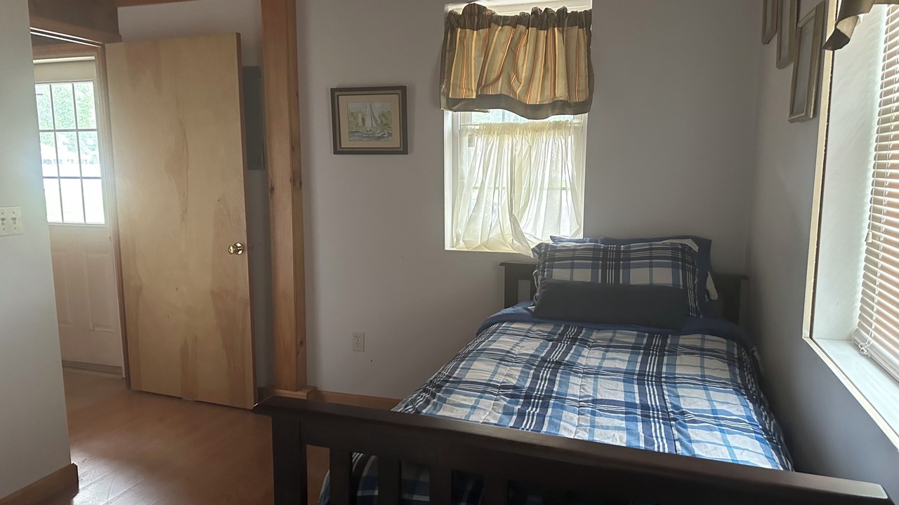 Photo of Bedroom in Sylvan Beach