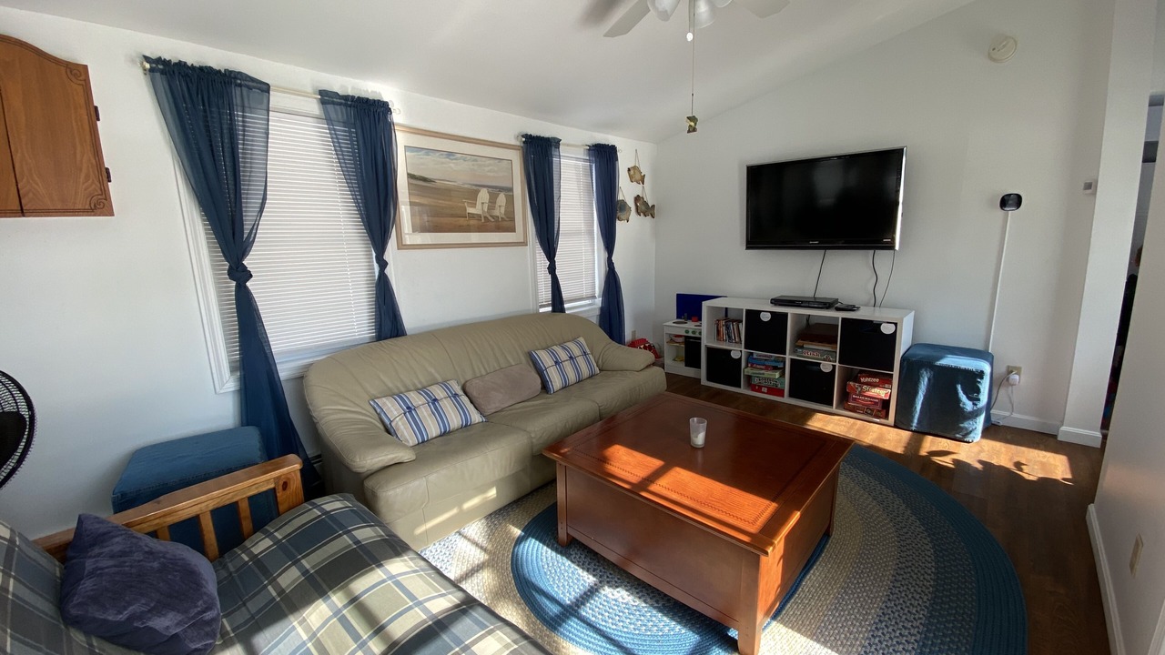 Photo of Bedroom in Dunbarton