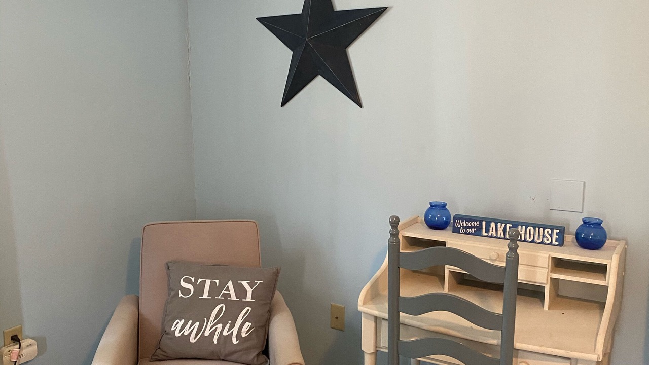 Photo of Livingroom in Dunbarton