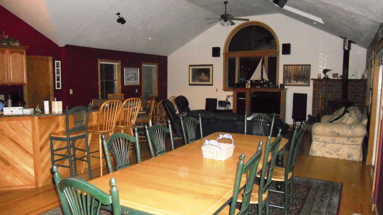Photo of Bedroom in Moultonborough