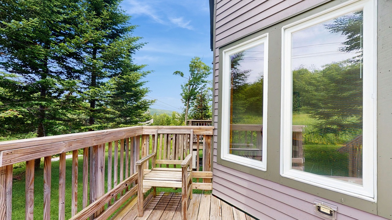 Photo of Patio Balcony in North Troy