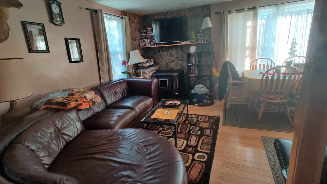 Photo of Livingroom in Livingston Manor