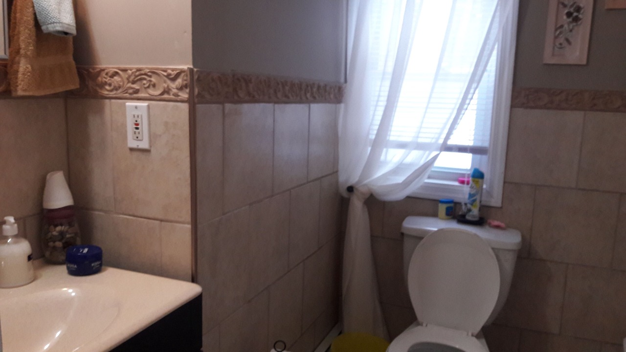 Photo of Bathroom in Livingston Manor