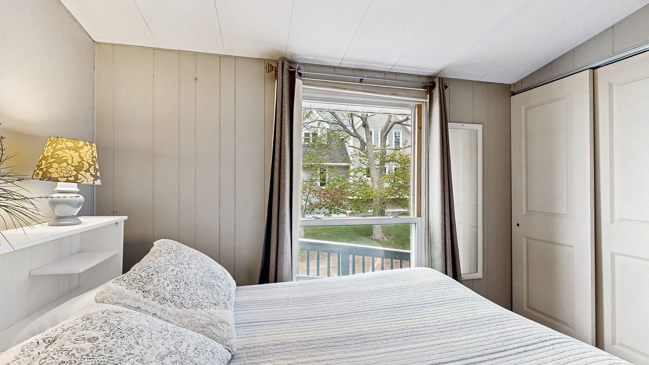 Photo of Bedroom in Malletts Bay