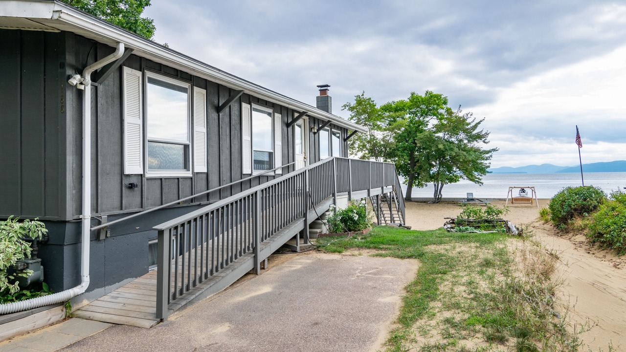 Photo of Outdoor in Malletts Bay