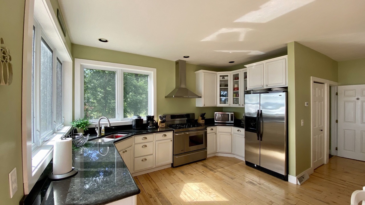 Photo of Kitchen in Champlain