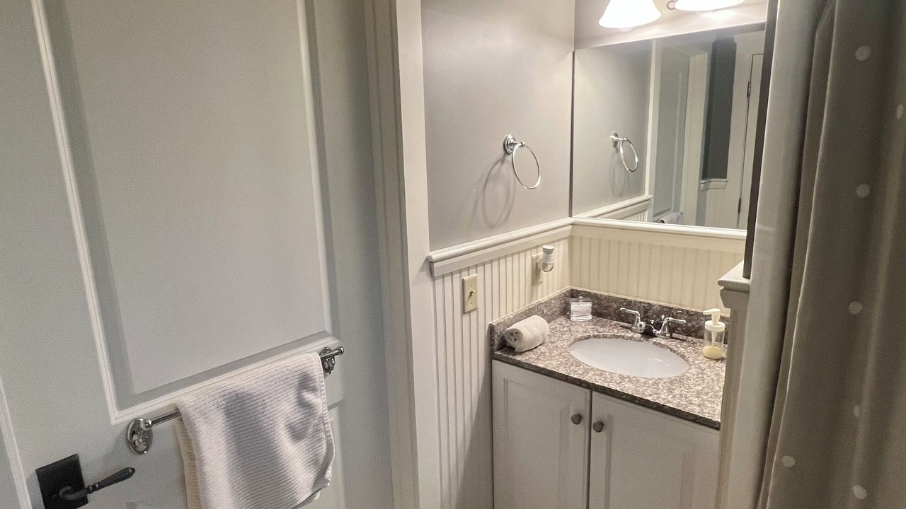 Photo of Bathroom in Cavendish