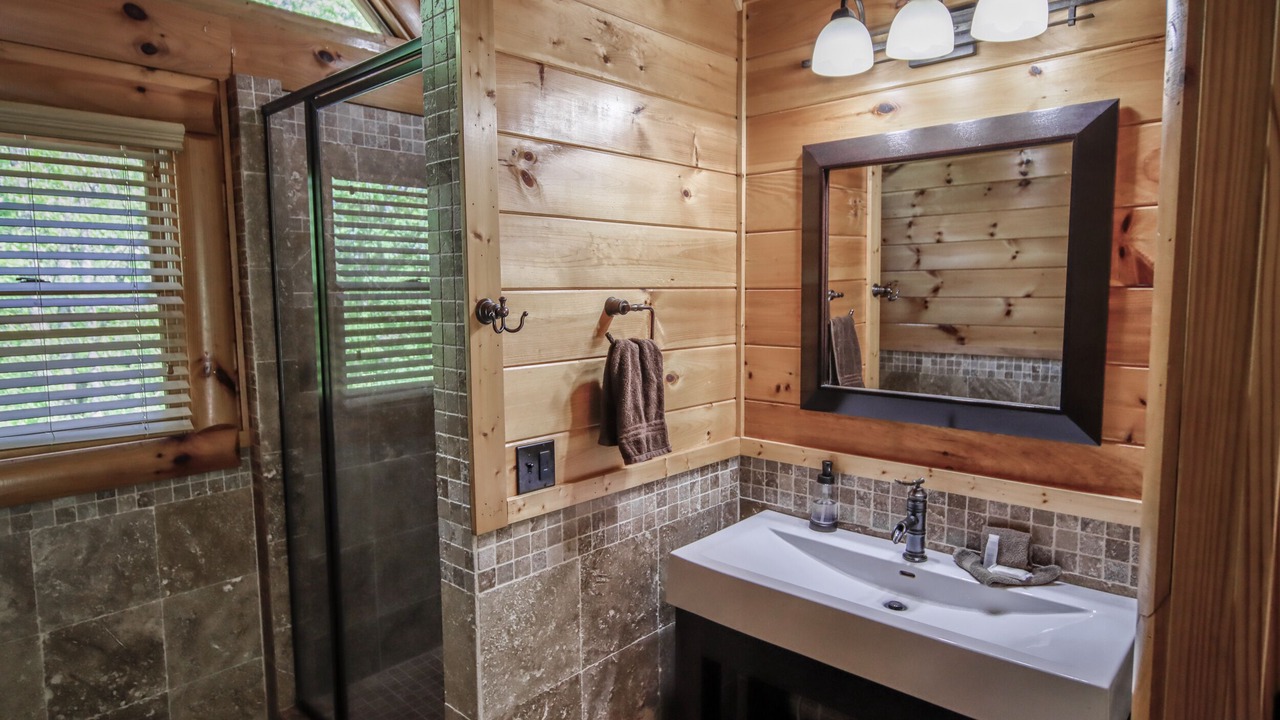 Photo of Bathroom in Aska