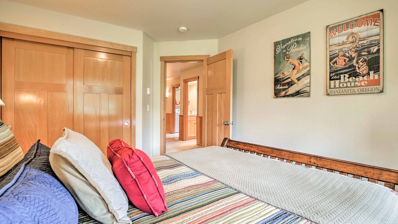 Photo of Bedroom in Manzanita
