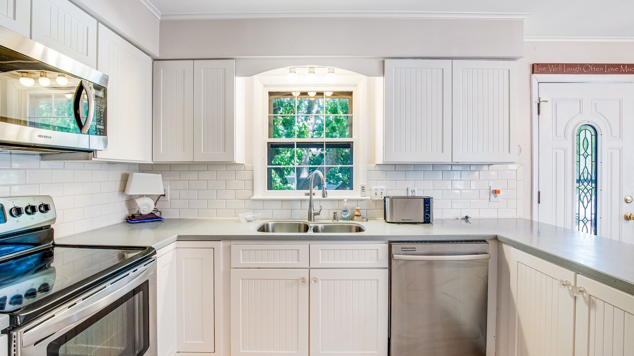 Photo of Kitchen in Caine Woods