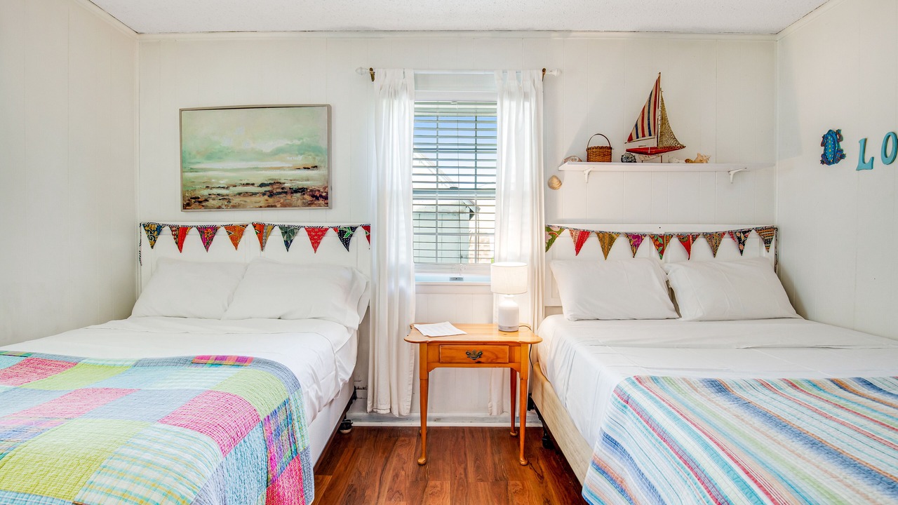 Photo of Bedroom in Caine Woods