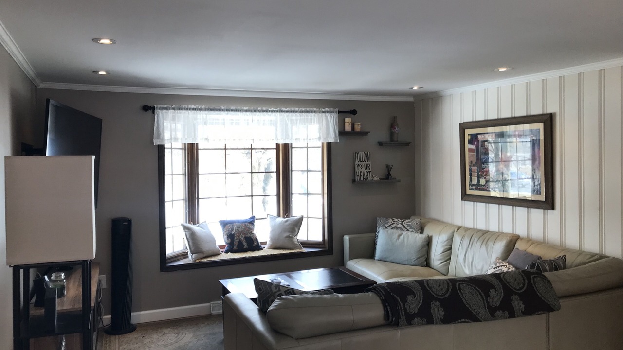 Photo of Livingroom in Saratoga Springs