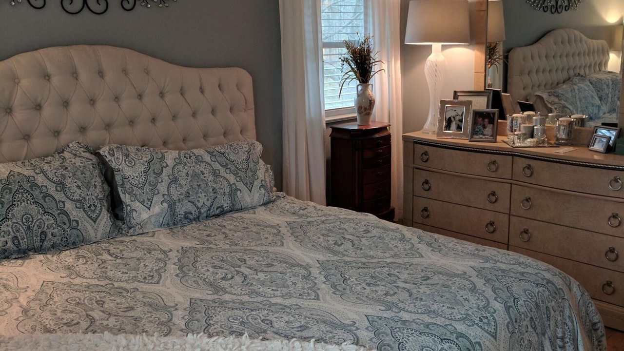 Photo of Bedroom in Saratoga Springs