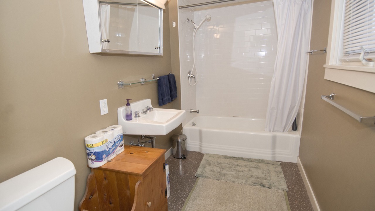 Photo of Bathroom in Montgomery Center