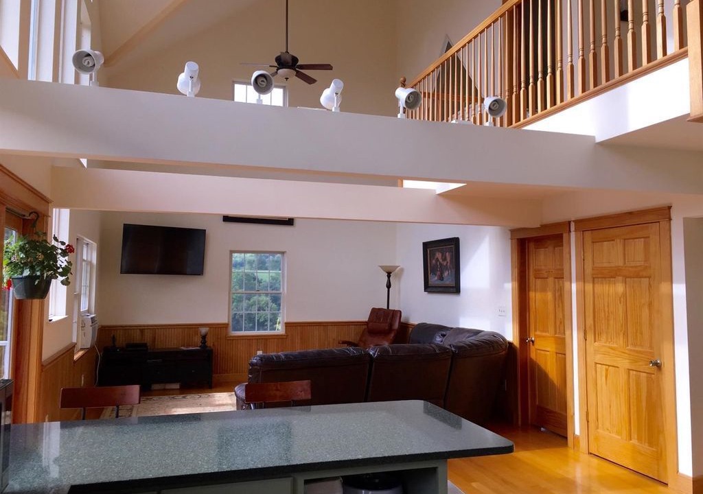 Photo of Livingroom in Milford
