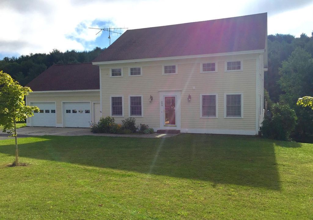 Photo of Outdoor in Milford