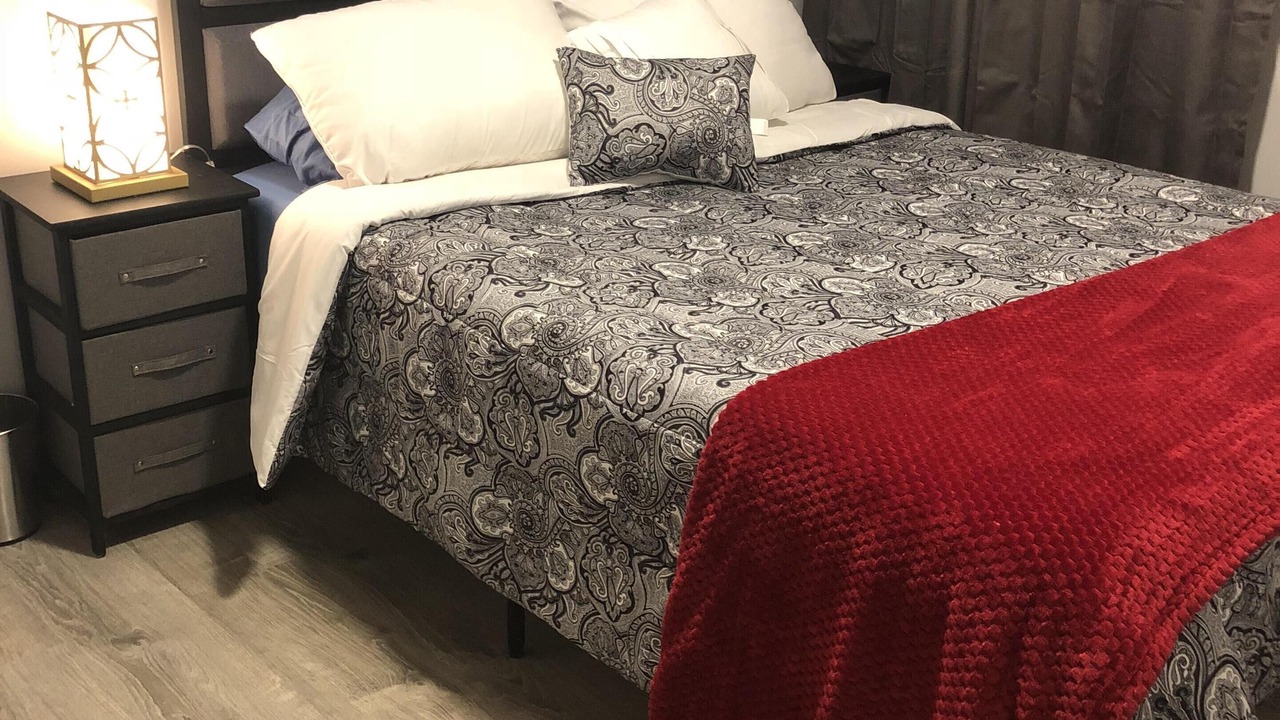 Photo of Bedroom in Niagara Falls