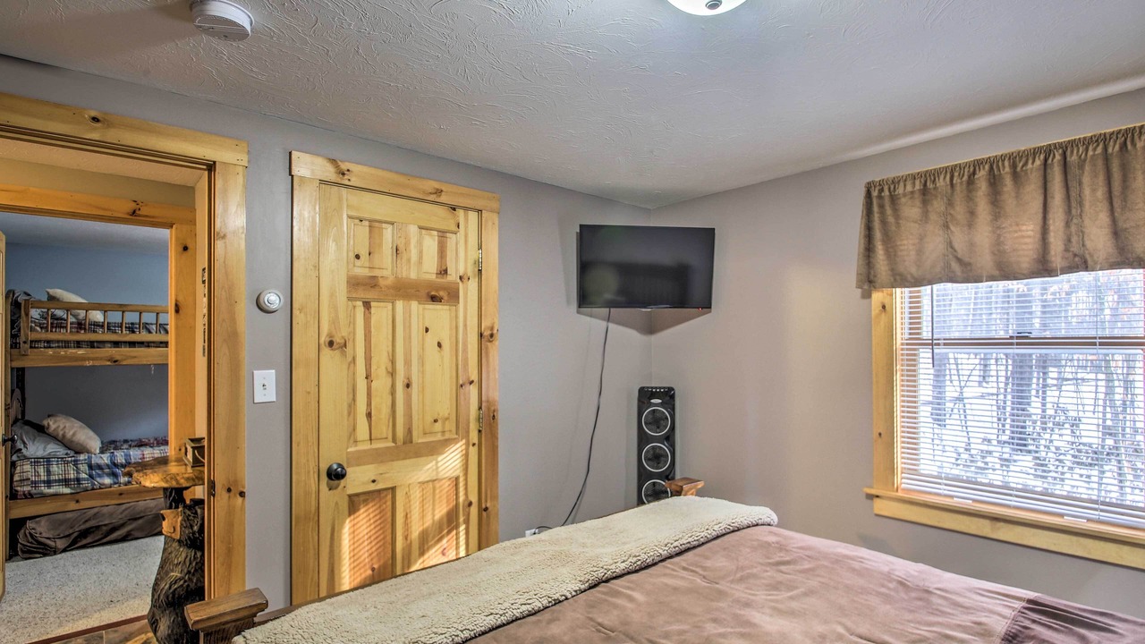 Photo of Bedroom in Conway